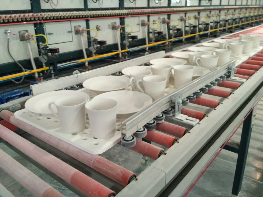 Platform SETAM to auction porcelain factory 